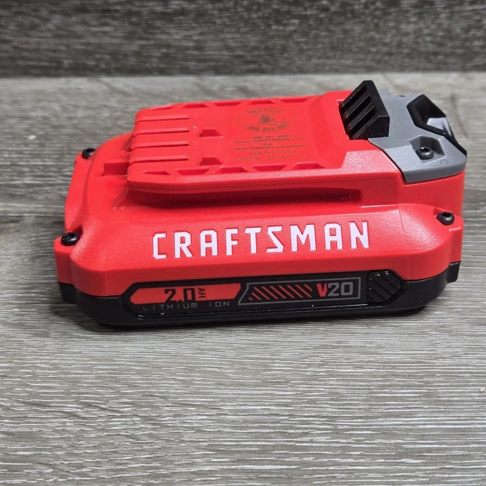 CRAFTSMAN CMCD700 V20 20V MAX Cordless Drill/Driver Kit Battery & Charger